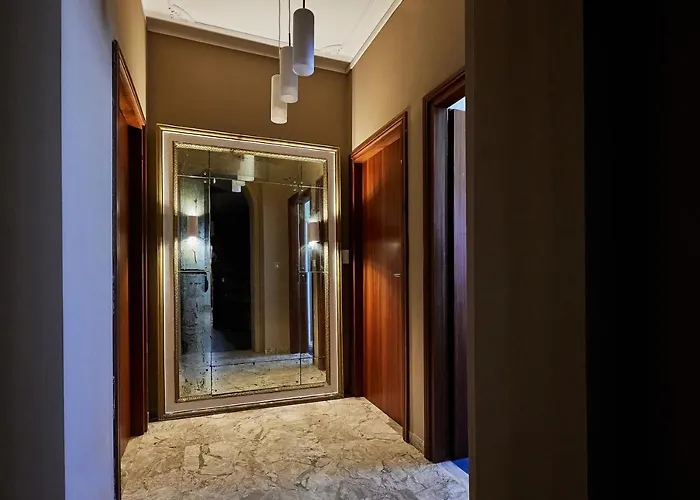 Carlotta Silvani Apartament *